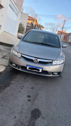 HONDA CIVIC 1.8 LXS 16V FLEX 4P AUTOMÁTICO